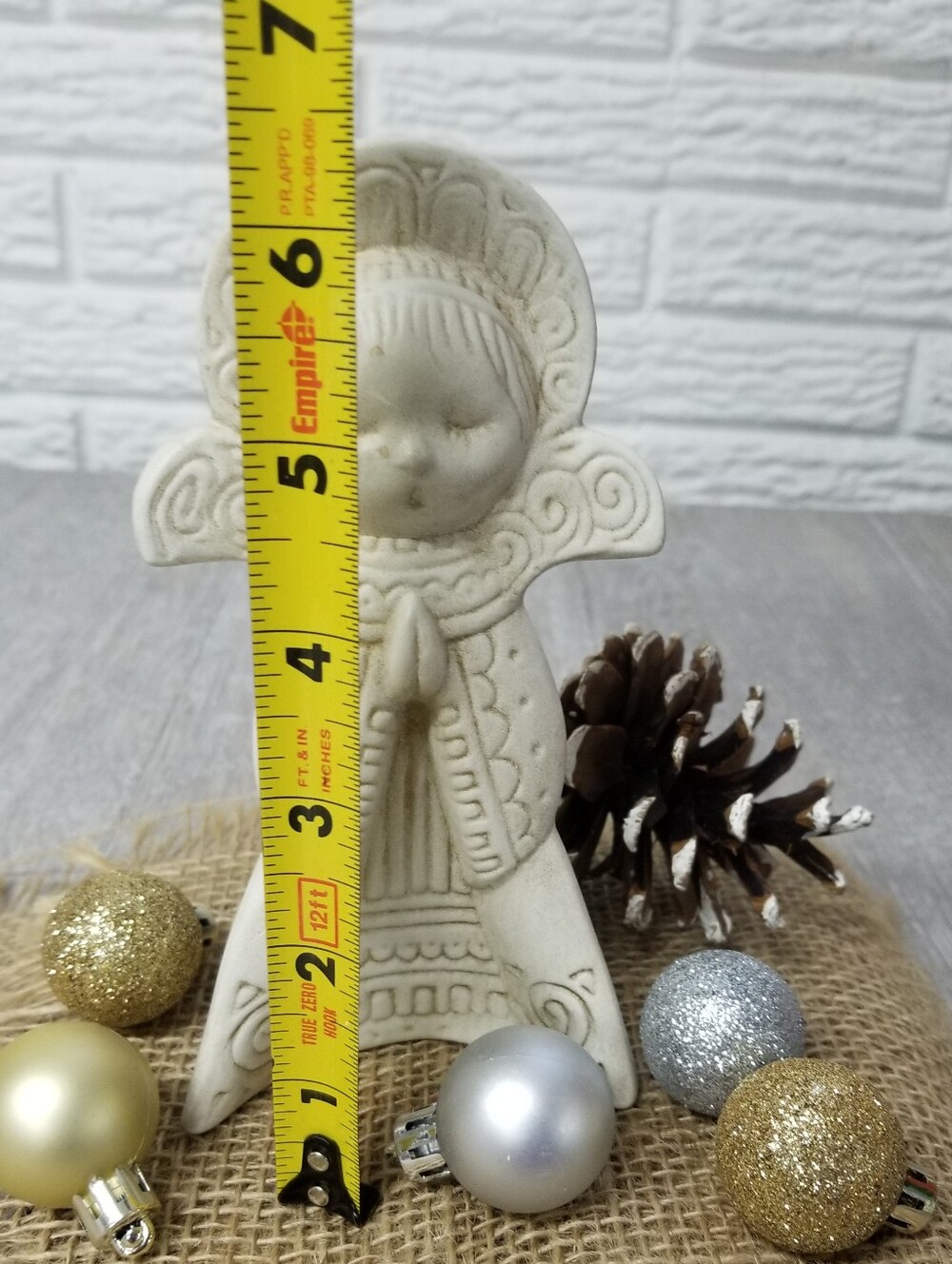 Vintage Ceramic Praying Angel - Picture 9 of 10